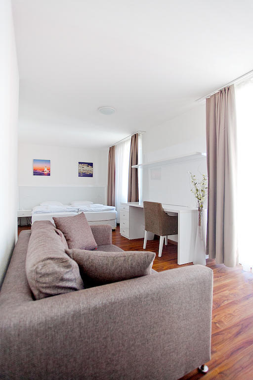 Premium Apartments By Livingdowntown Zúrich Exterior foto