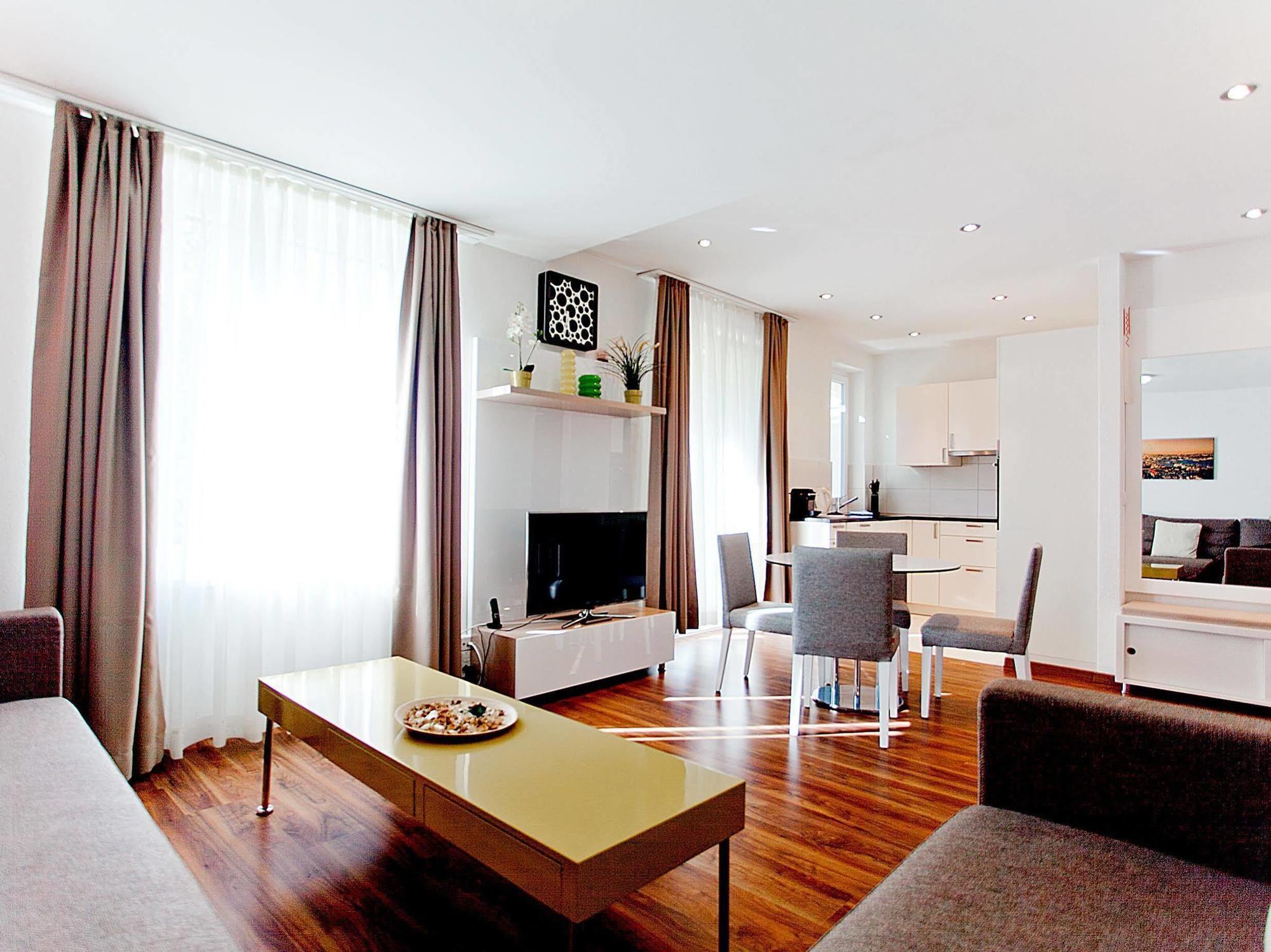 Premium Apartments By Livingdowntown Zúrich Exterior foto