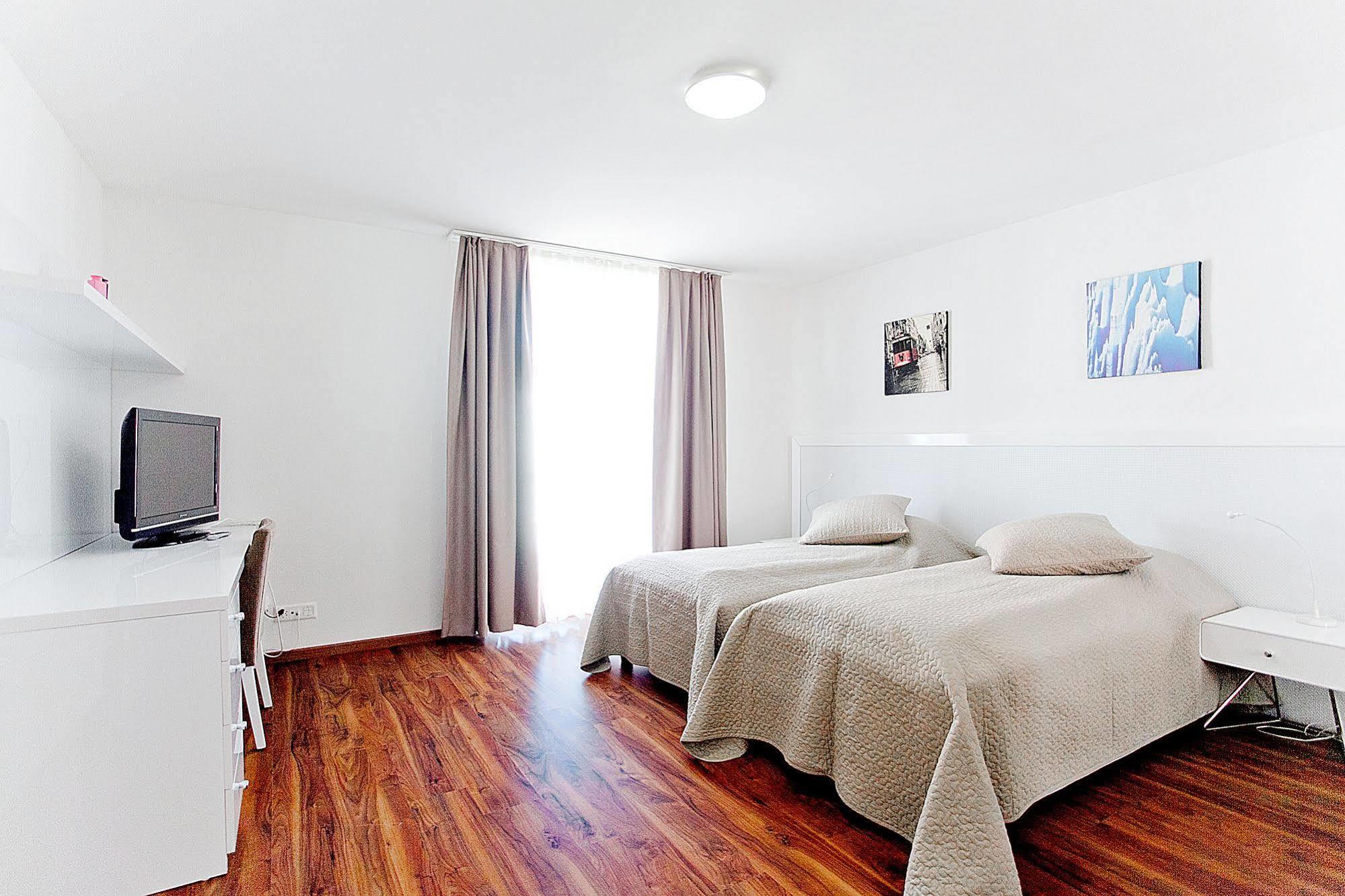 Premium Apartments By Livingdowntown Zúrich Exterior foto